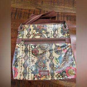 🌻 Sakroots Artist Circle Coated Canvas Crossbody Bag – Floral Boho Parrot Print